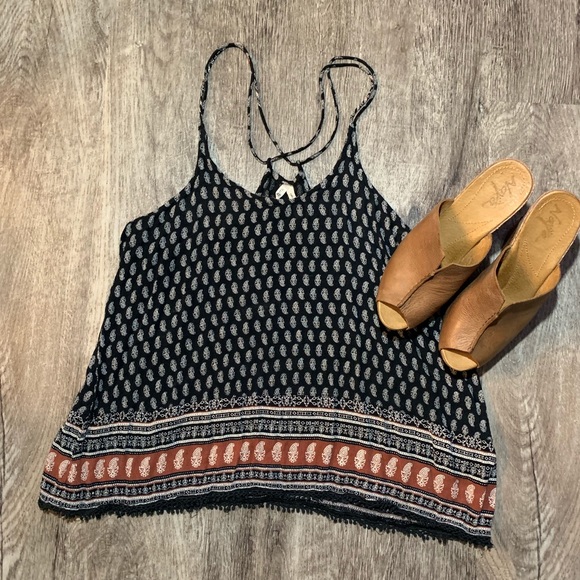 Live 4 Truth Tops - 🤩Free with bundle of 3 others items!🤩